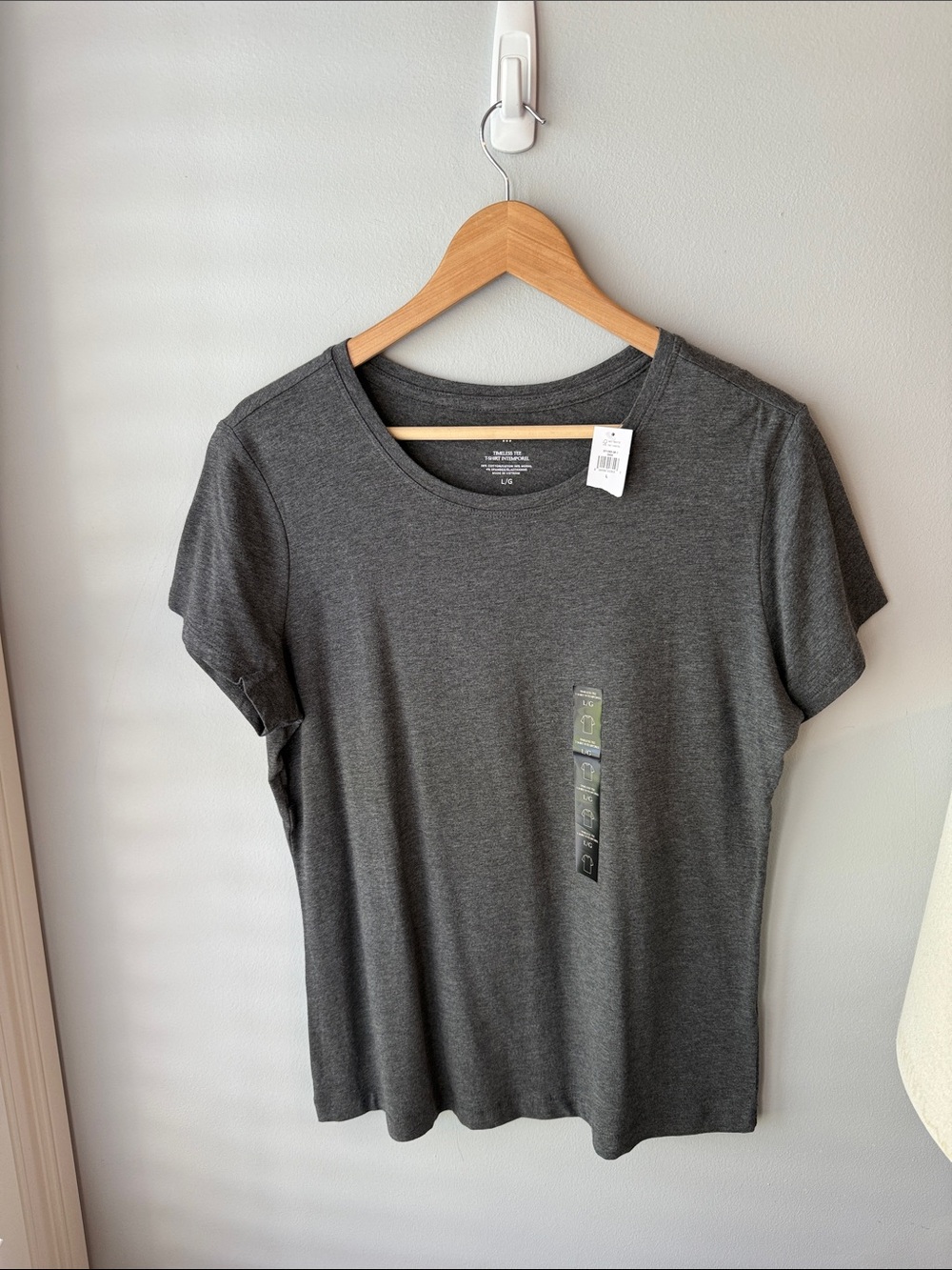 Banana Republic Timeless Tee in Dark Grey NWT